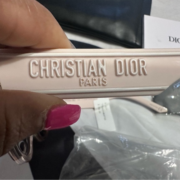 Christian Dior Women's Pink Sunglasses - Picture 5 of 10